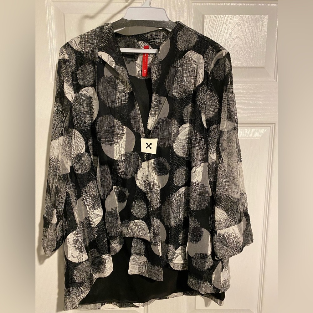 IC by Connie K - Black & White Blouse - Size L